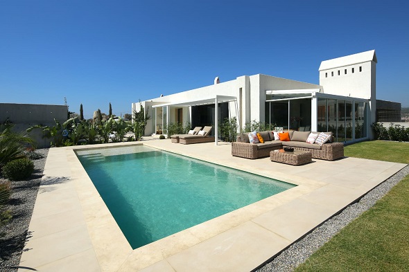 İzmir Nitelikli Göç Alıyor; Konut Talebi Devam Ediyor