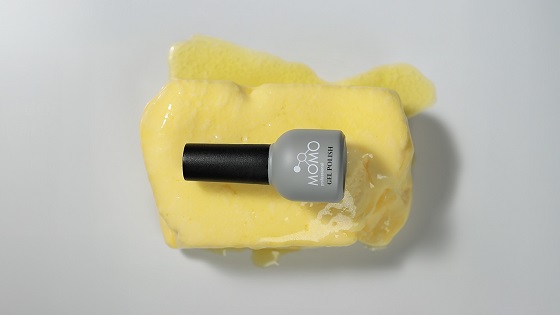 Yılın göz alıcı tonu “Butter Yellow” ile Momo Professional kalıcı ojede trendleri belirliyor