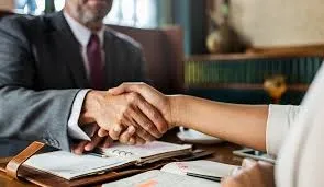 Ticaret Hukuku Avukatı ile Doğru Destek Nasıl Alınır